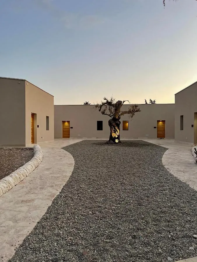 Chiusa Di Carlo Agriturismo Avola Italie