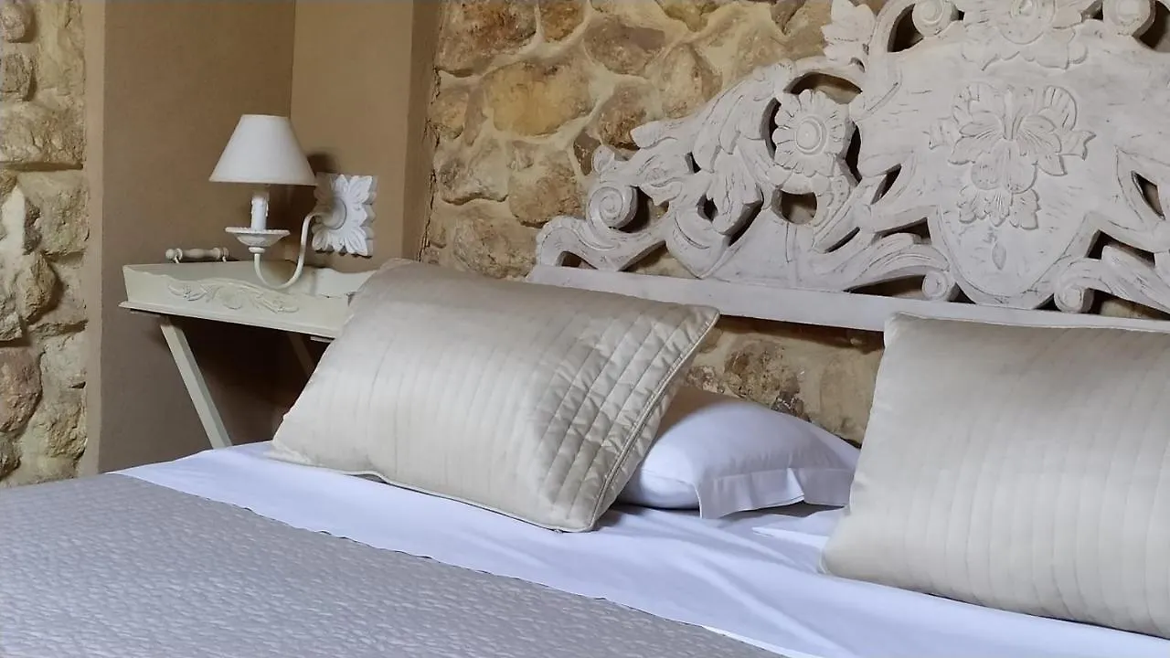 Chiusa Di Carlo Agriturismo Avola 0*,